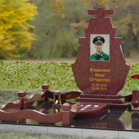 Гранитный памятник со ступенчатой стелой и крестом - П198
