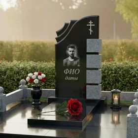 Гранитный мемориал ПН451 с тройным каскадом и крестом